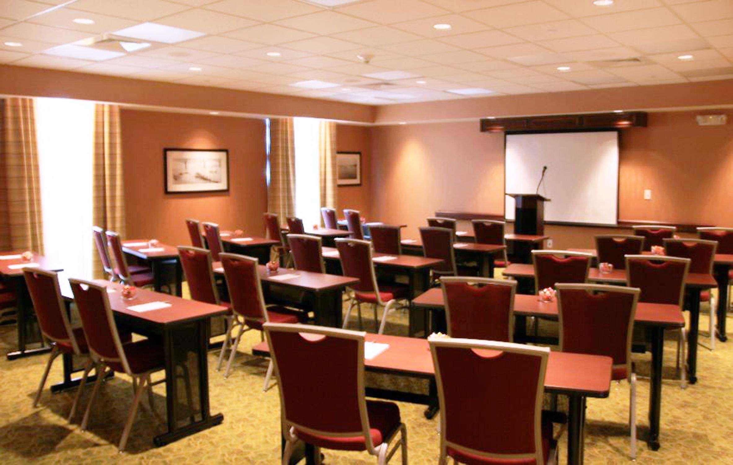 Hampton Inn & Suites Poughkeepsie Spackenkill Facilidades foto
