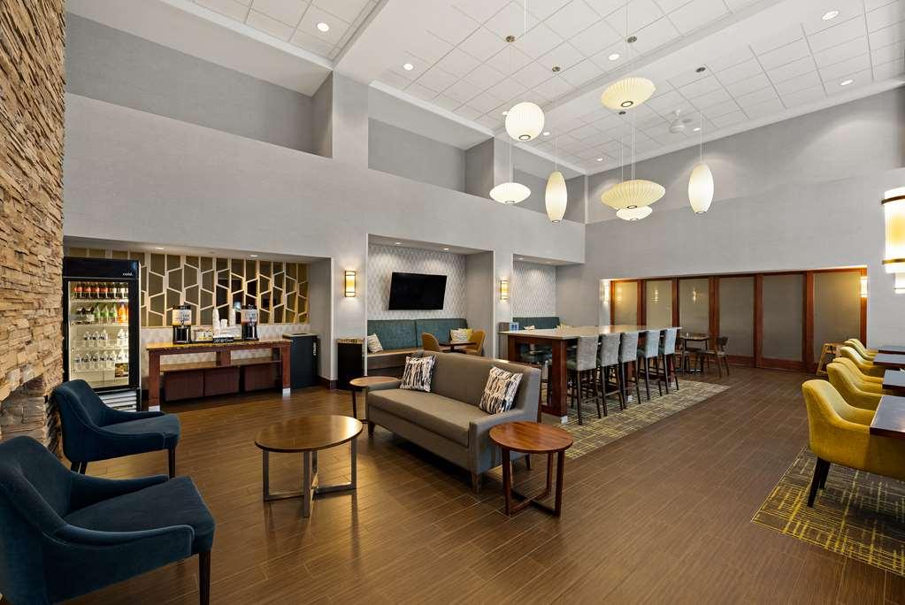 Hampton Inn & Suites Poughkeepsie Spackenkill Restaurante foto
